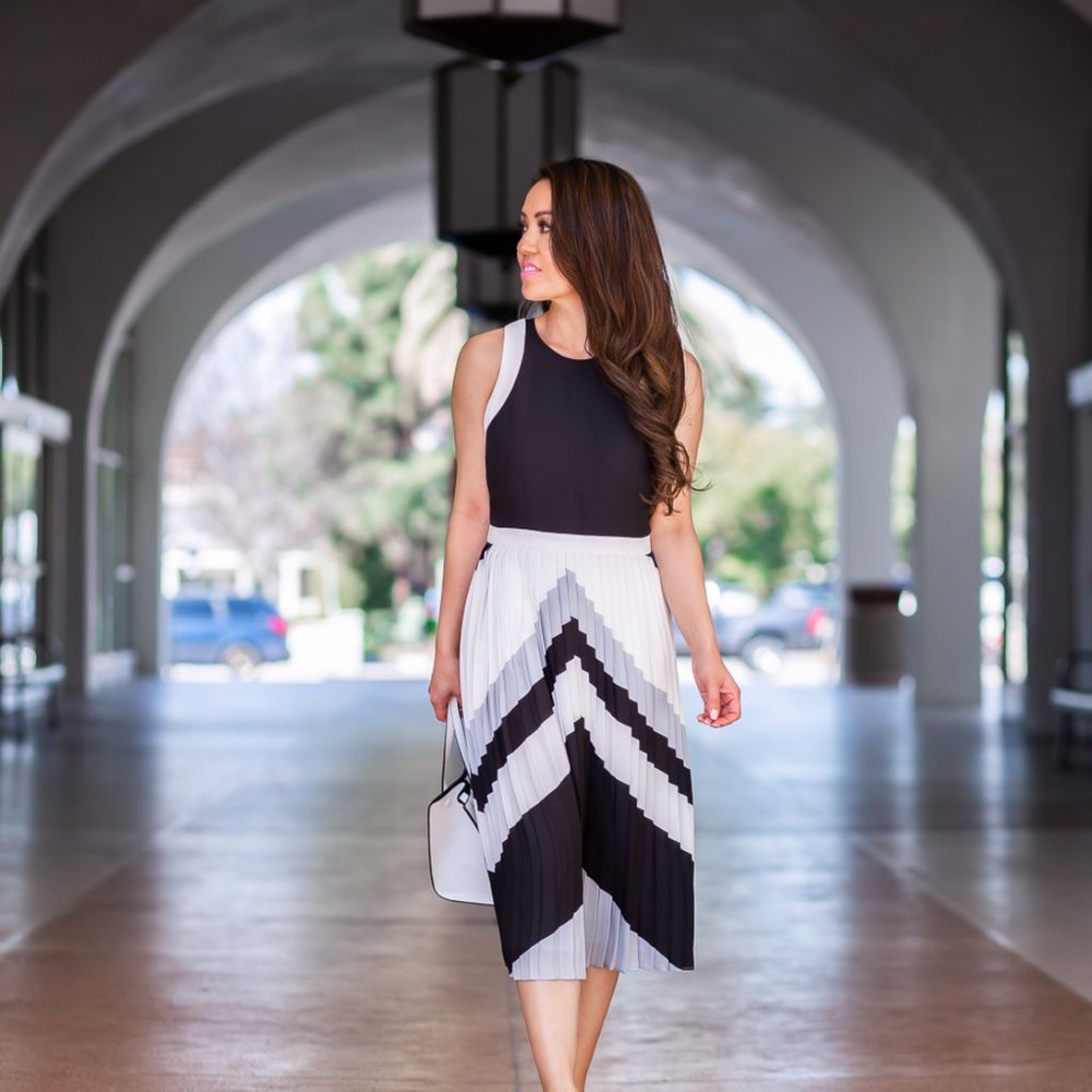 Banana Republic Black and White Midi Dress